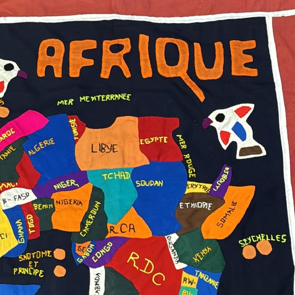 African Patchwork Map Wall Tapestry - Picture 7 of 17